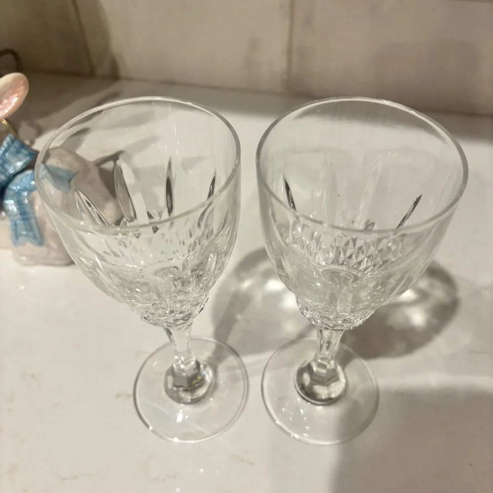 Crystal Cut Wine Glasses - Clear Stemware (Pair)